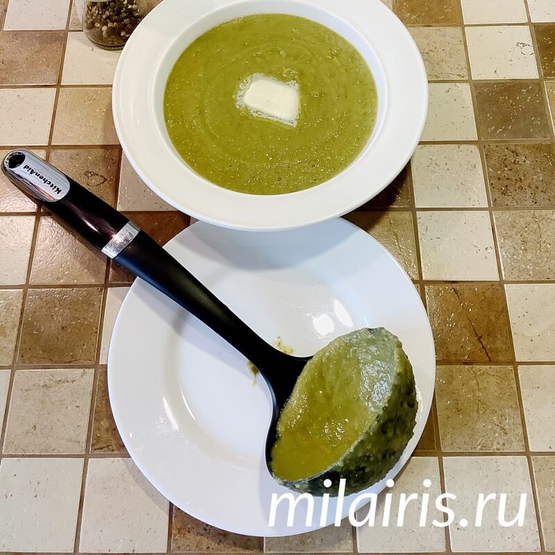 Суп - пюре из зелёной чечевицы и зелёного горошка